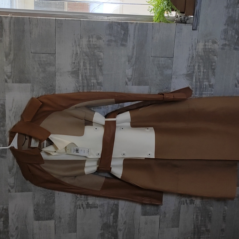 Bcbgmaxzaria runway coat